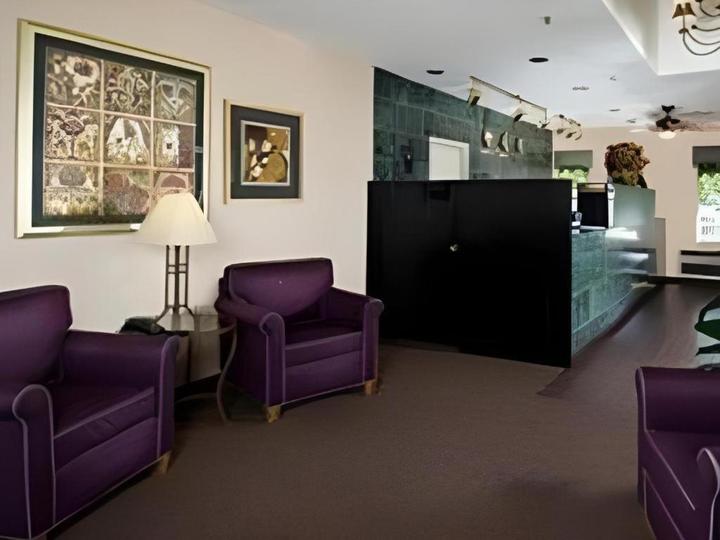 Quality Inn Fresno Yosemite Airport Buitenkant foto