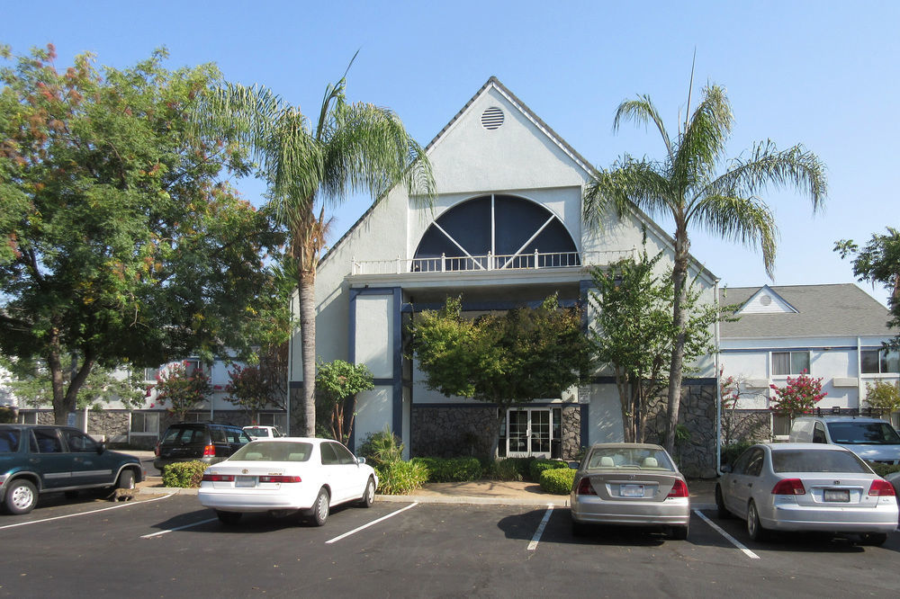 Quality Inn Fresno Yosemite Airport Buitenkant foto